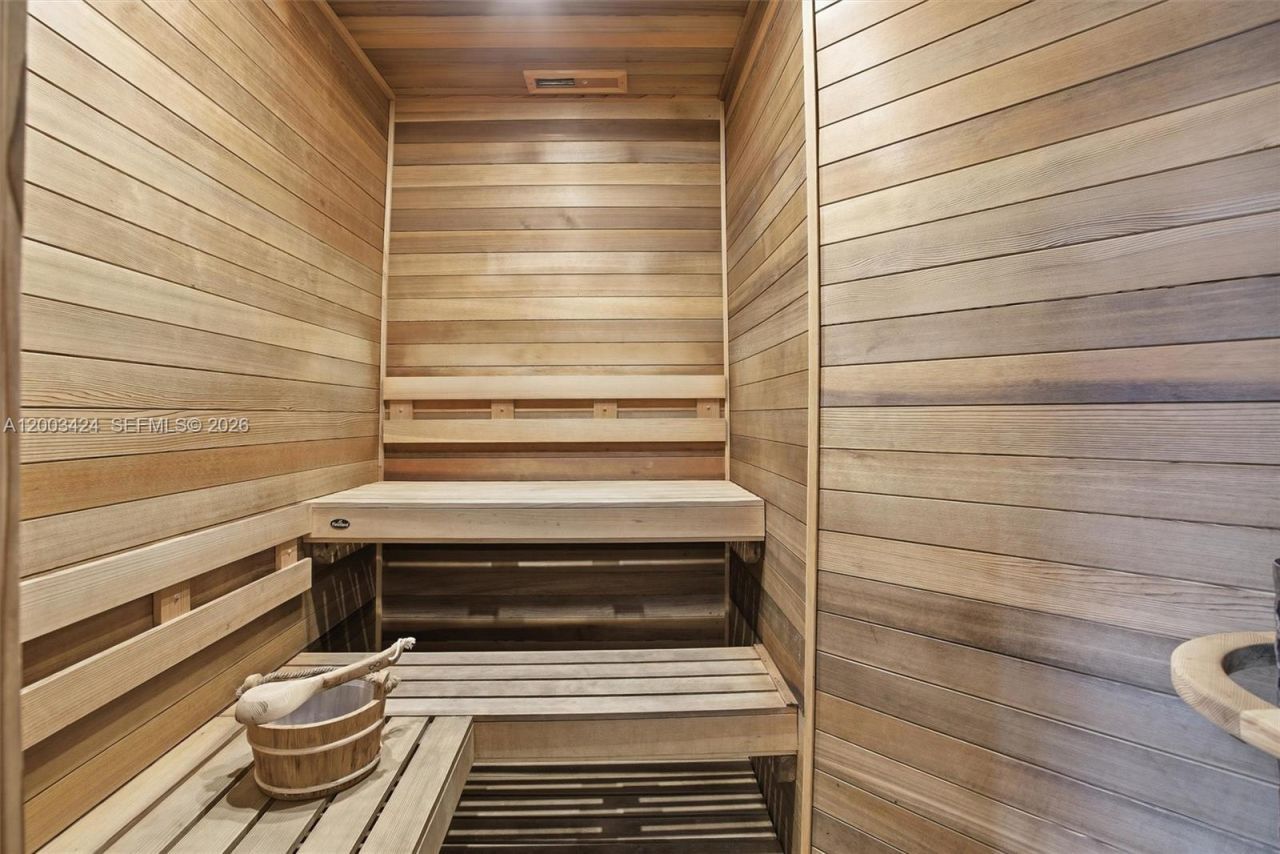 600 Grapetree Dr, Unit 4BS, Key Biscayne, FL 33149 Photo