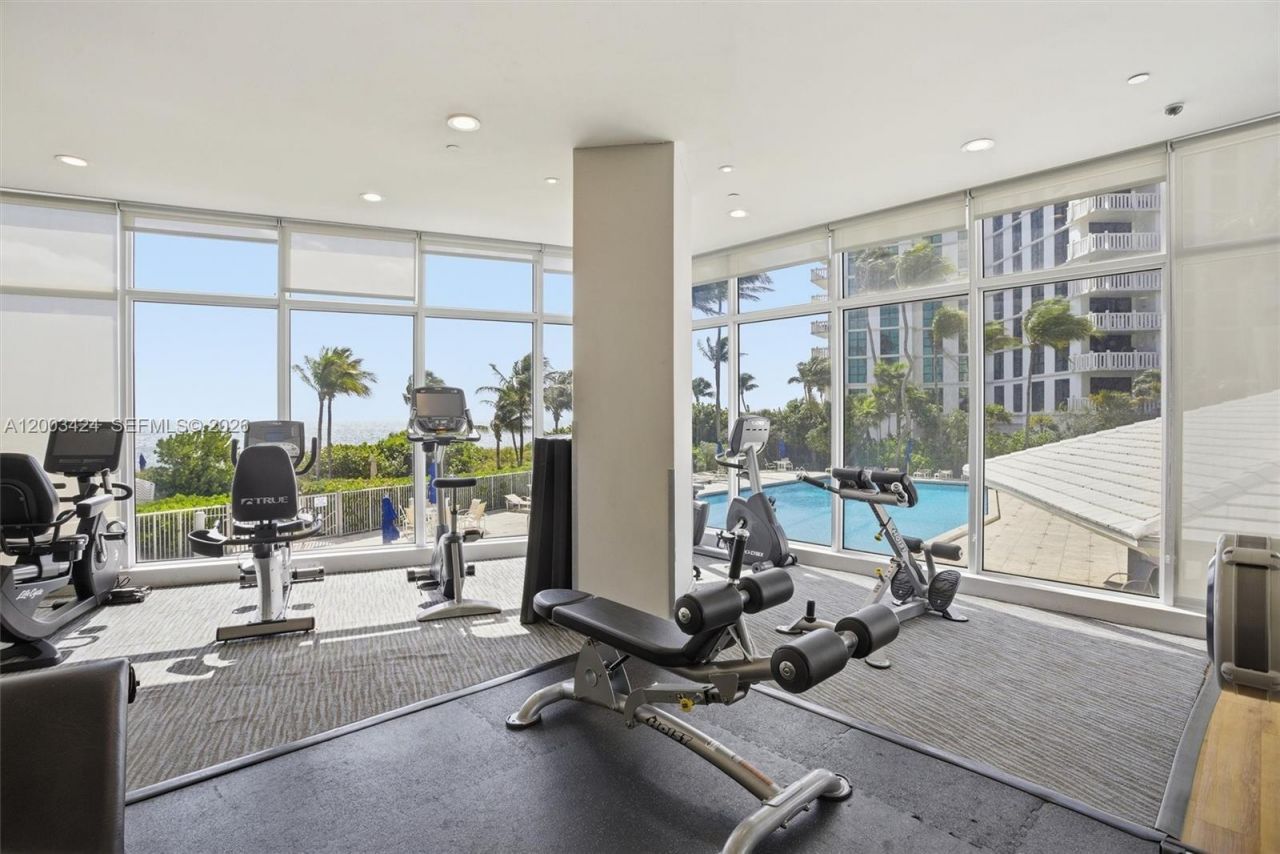 600 Grapetree Dr, Unit 4BS, Key Biscayne, FL 33149 Photo