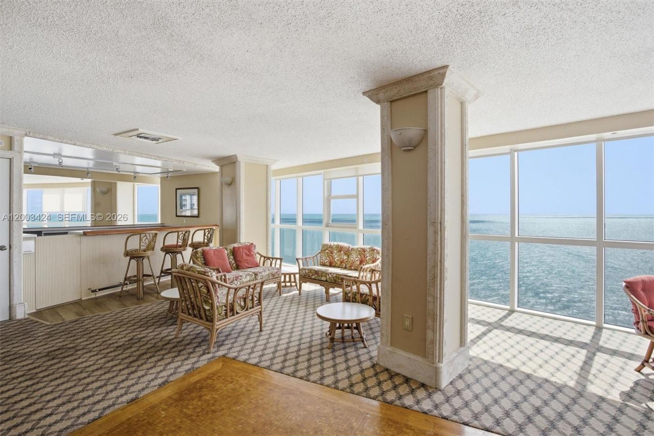 600 Grapetree Dr, Unit 4BS, Key Biscayne, FL 33149 Photo