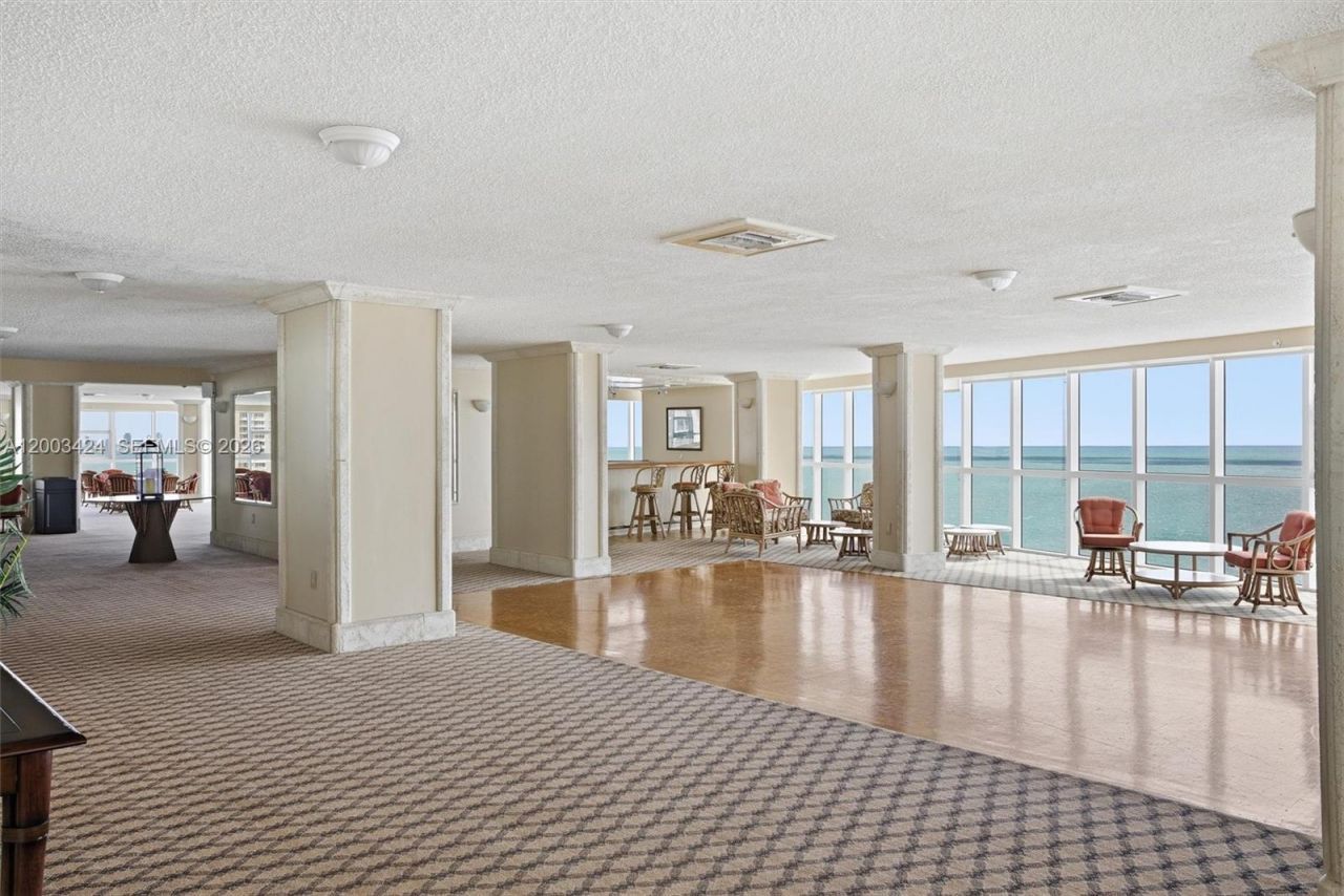 600 Grapetree Dr, Unit 4BS, Key Biscayne, FL 33149 Photo