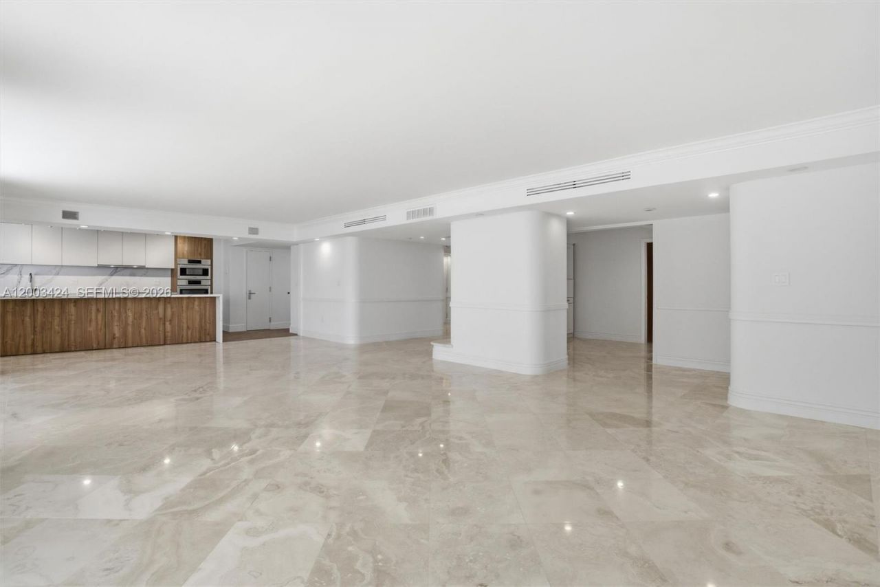 600 Grapetree Dr, Unit 4BS, Key Biscayne, FL 33149 Photo