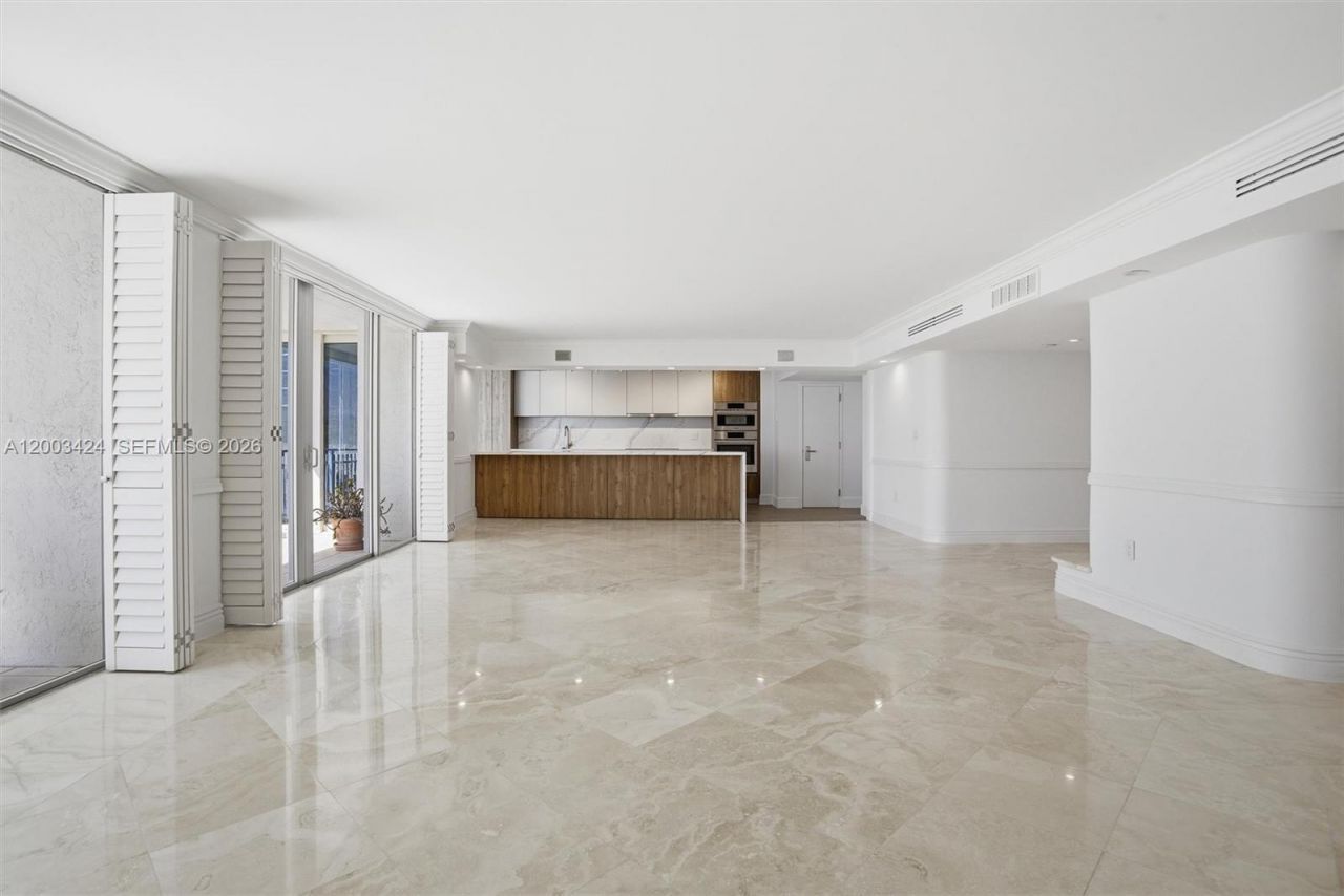 600 Grapetree Dr, Unit 4BS, Key Biscayne, FL 33149 Photo