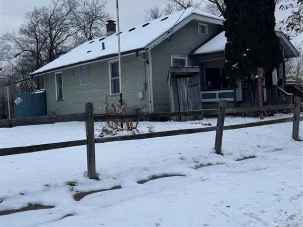 1422 Leith Street, Flint, MI 48506