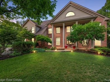 1562 Eagle Trail, Oxford Twp, MI 48371