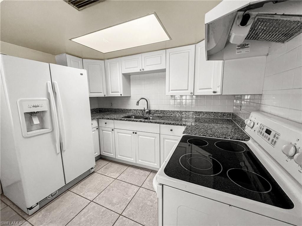 2239 Iris Way , Fort Myers, FL 33905 Photo