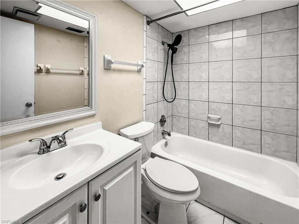 2239 Iris Way , Fort Myers, FL 33905 Photo