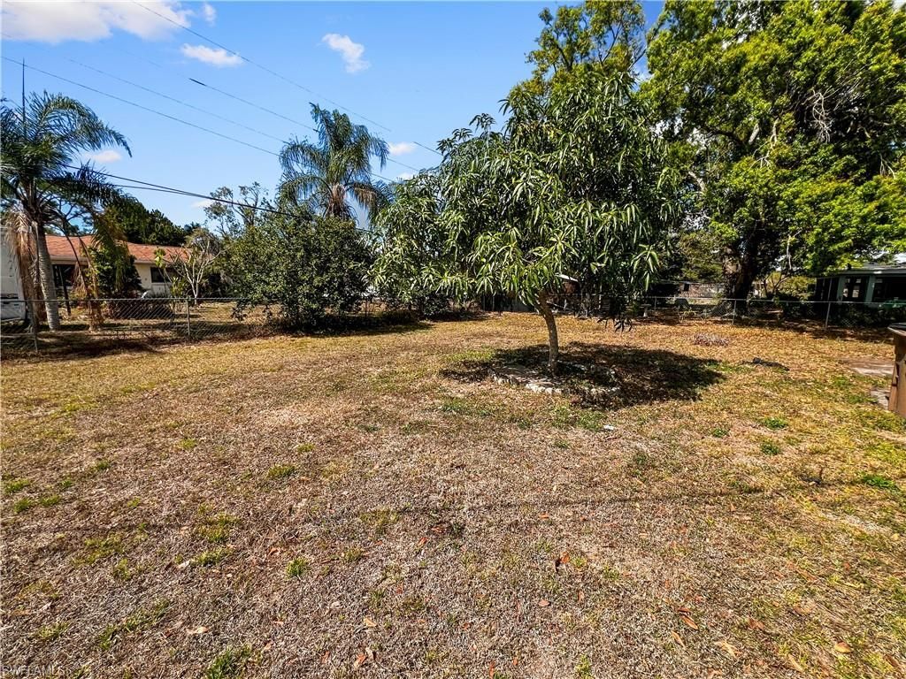 2239 Iris Way , Fort Myers, FL 33905 Photo