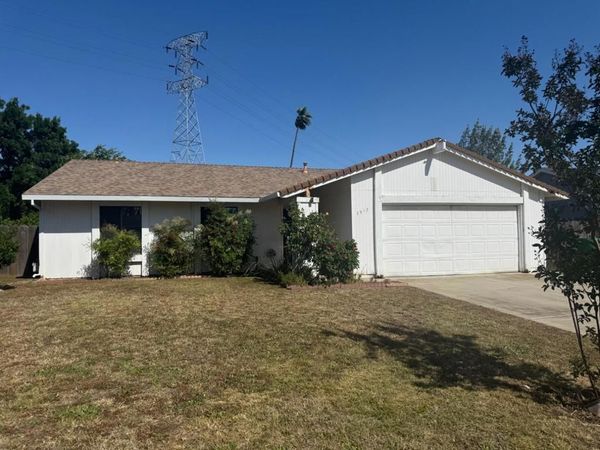 2912 Secretariat Drive, Atwater, CA 95301