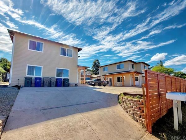 785 Lemon Avenue, Unit 1-4, Vista, CA 92084