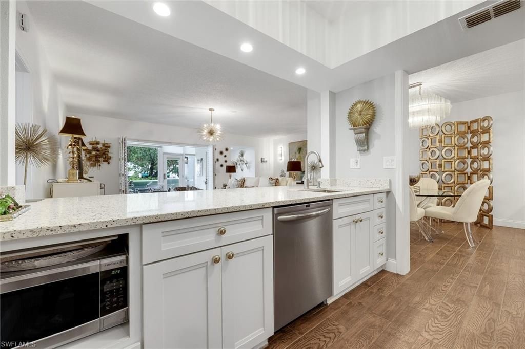 5817 Glencove Dr, Unit 402, Naples, FL 34108 Photo