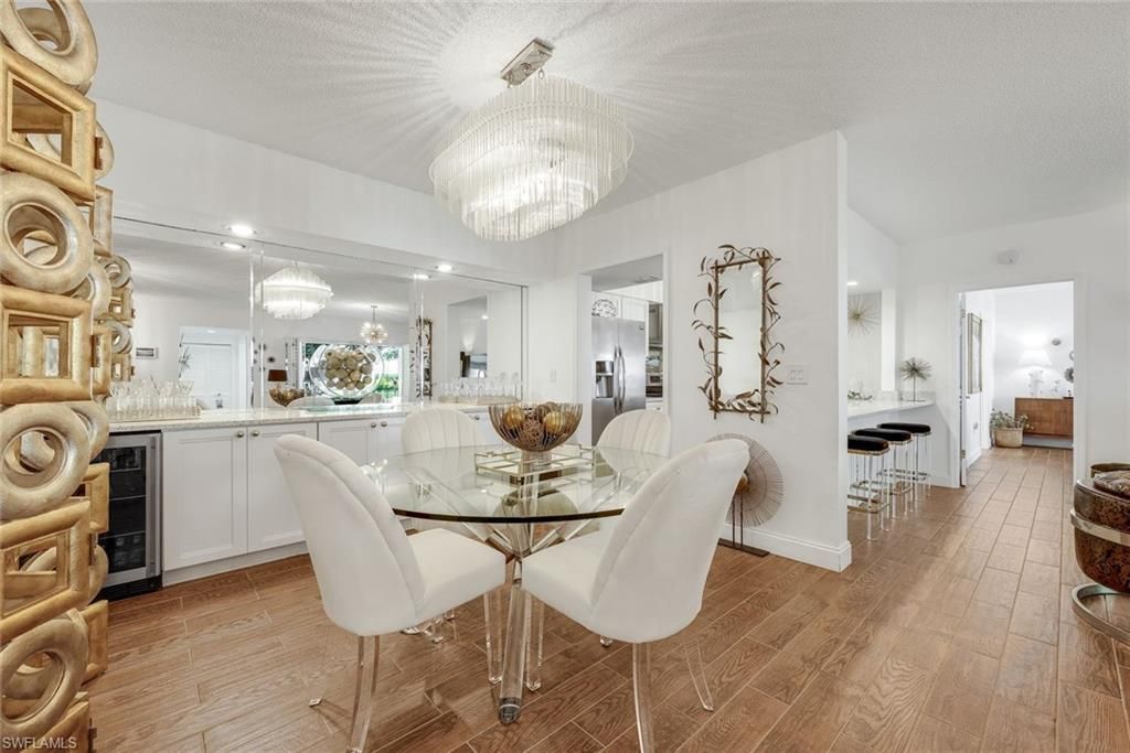 5817 Glencove Dr, Unit 402, Naples, FL 34108 Photo