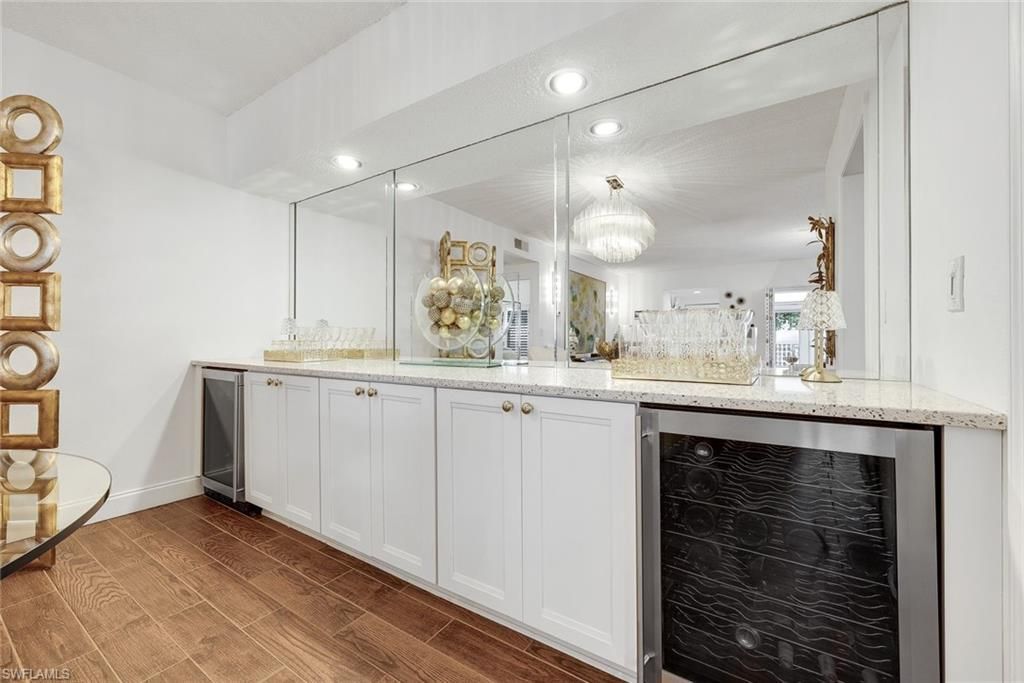 5817 Glencove Dr, Unit 402, Naples, FL 34108 Photo