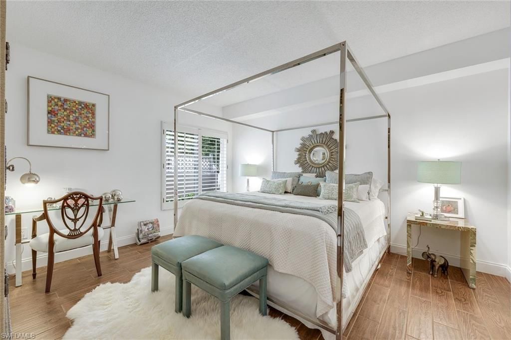 5817 Glencove Dr, Unit 402, Naples, FL 34108 Photo