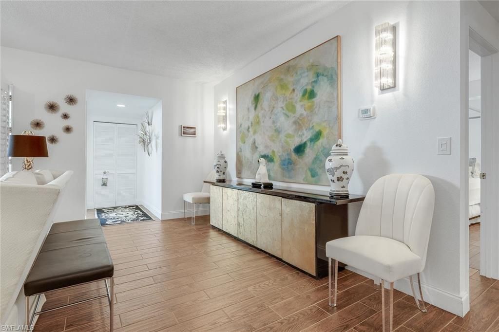 5817 Glencove Dr, Unit 402, Naples, FL 34108 Photo