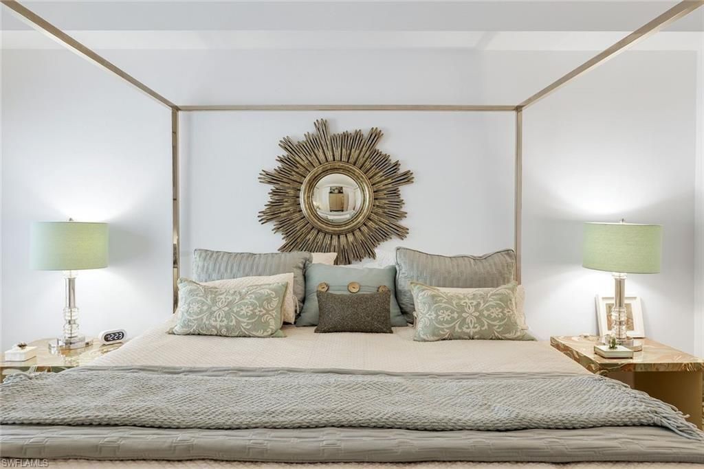 5817 Glencove Dr, Unit 402, Naples, FL 34108 Photo