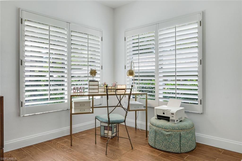 5817 Glencove Dr, Unit 402, Naples, FL 34108 Photo