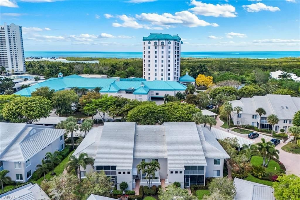 5817 Glencove Dr, Unit 402, Naples, FL 34108 Photo