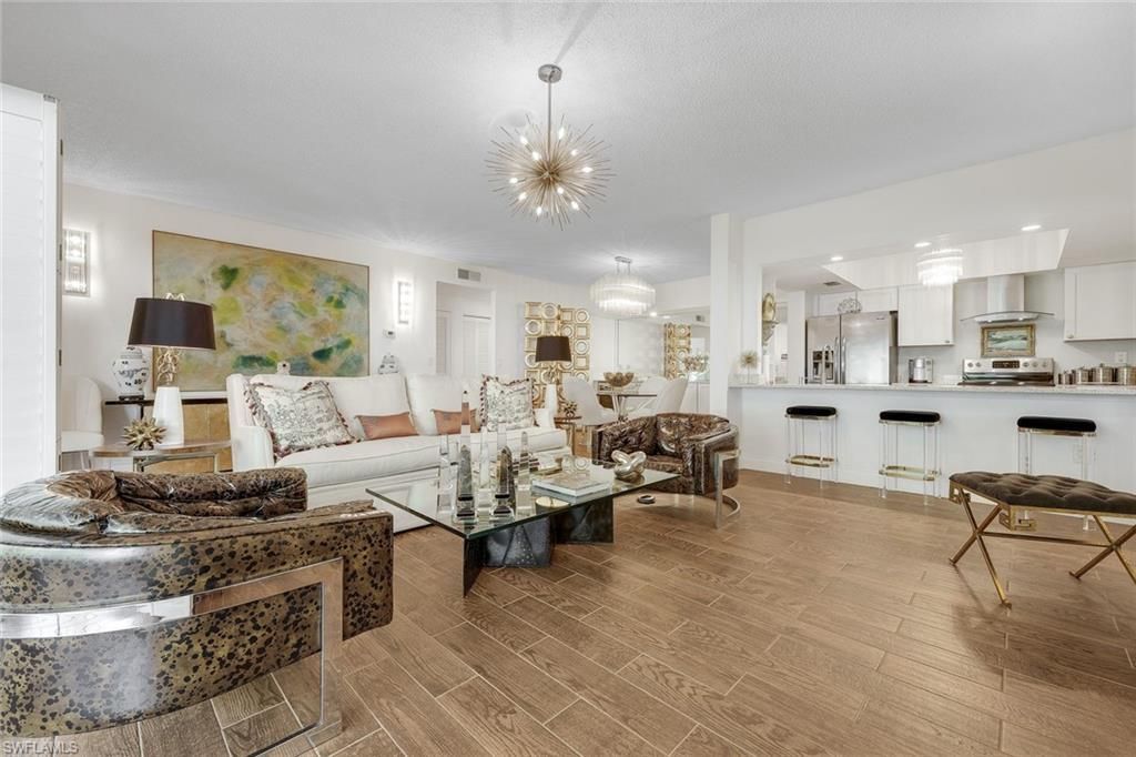 5817 Glencove Dr, Unit 402, Naples, FL 34108 Photo