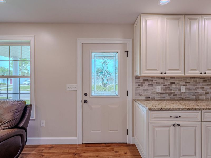 332 Galewood Drive, New Carlisle, OH 45344 Photo 4