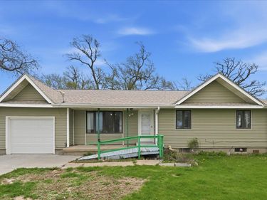 14555 450TH Street, CARSON, IA 51525