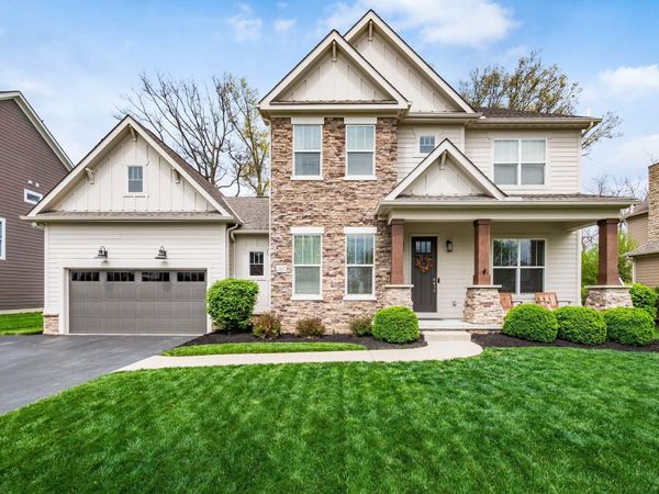 2497 Mccumber Lane , Lewis Center, OH 43035