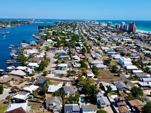 3914 Vicar Street, Panama City Beach, FL 32408