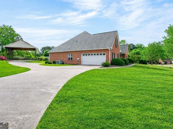 3057 Biltmore Woods Drive, Buford, GA 30519