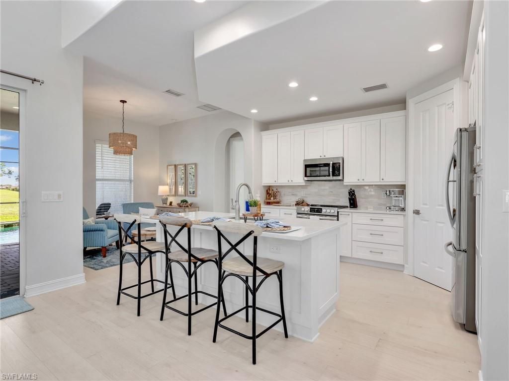 6096 Dogleg Dr , Naples, FL 34113 Photo