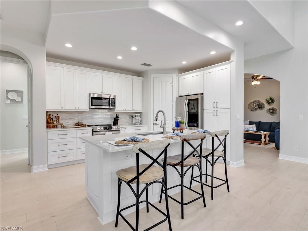 6096 Dogleg Dr , Naples, FL 34113 Photo