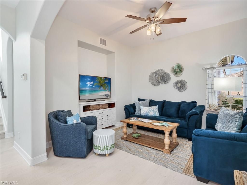 6096 Dogleg Dr , Naples, FL 34113 Photo