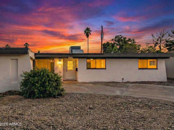 3619 W GRISWOLD Road, Phoenix, AZ 85051