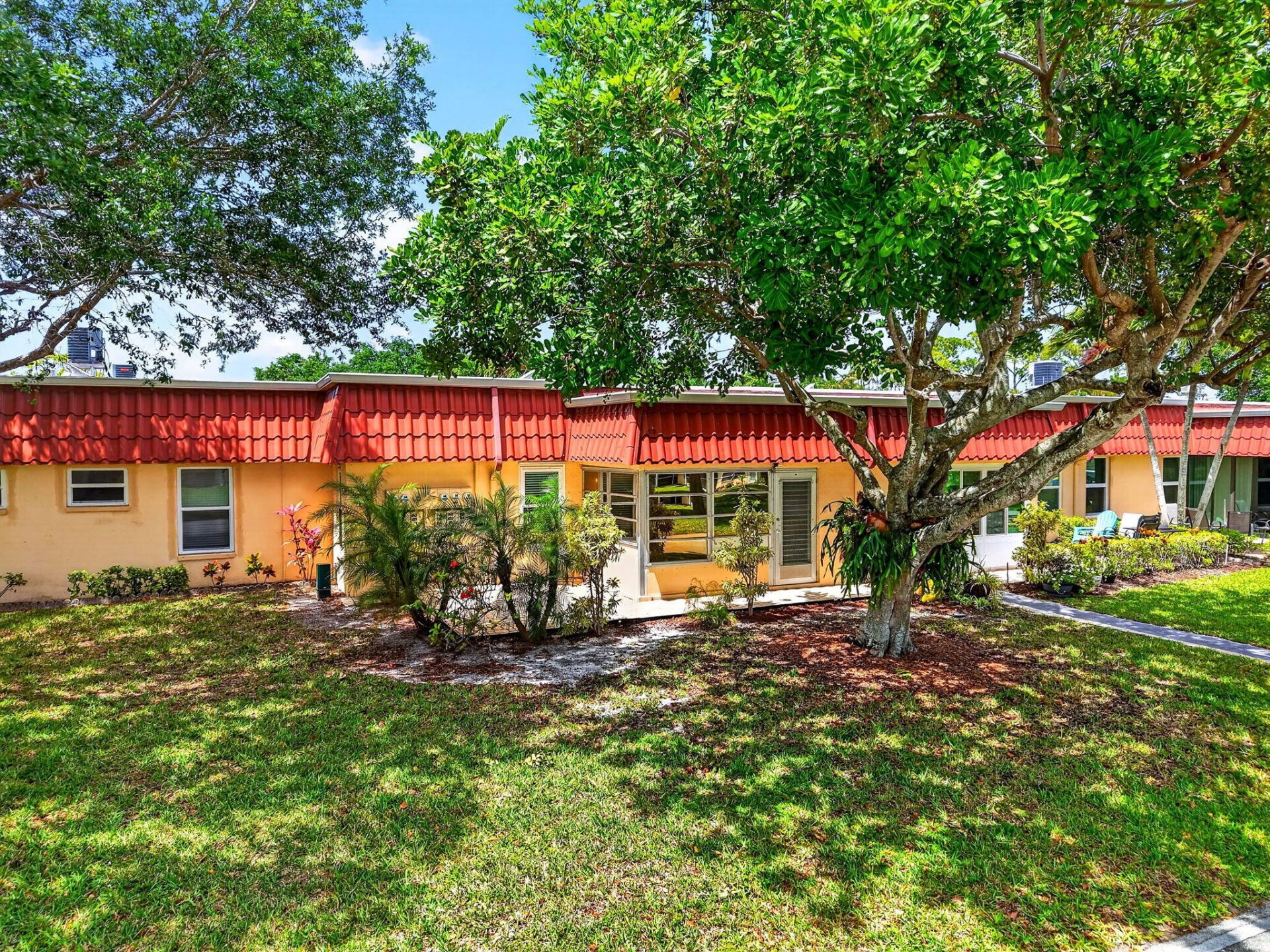 260 Cape Cod Circle, Lake Worth, FL 33467 Photo