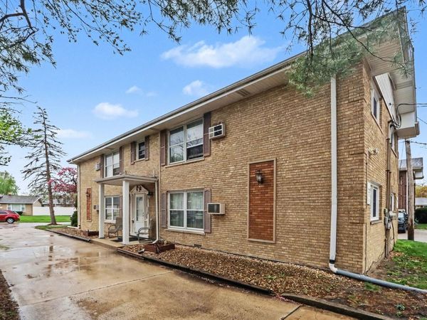 2278 182nd Place , Lansing, IL 60438