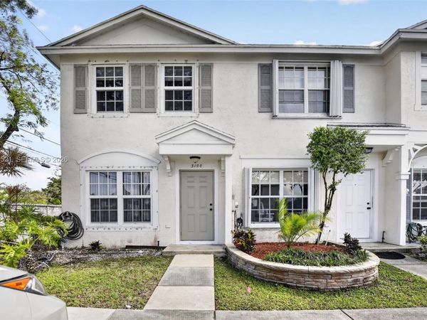 3100 SW 50th St , Dania Beach, FL 33312