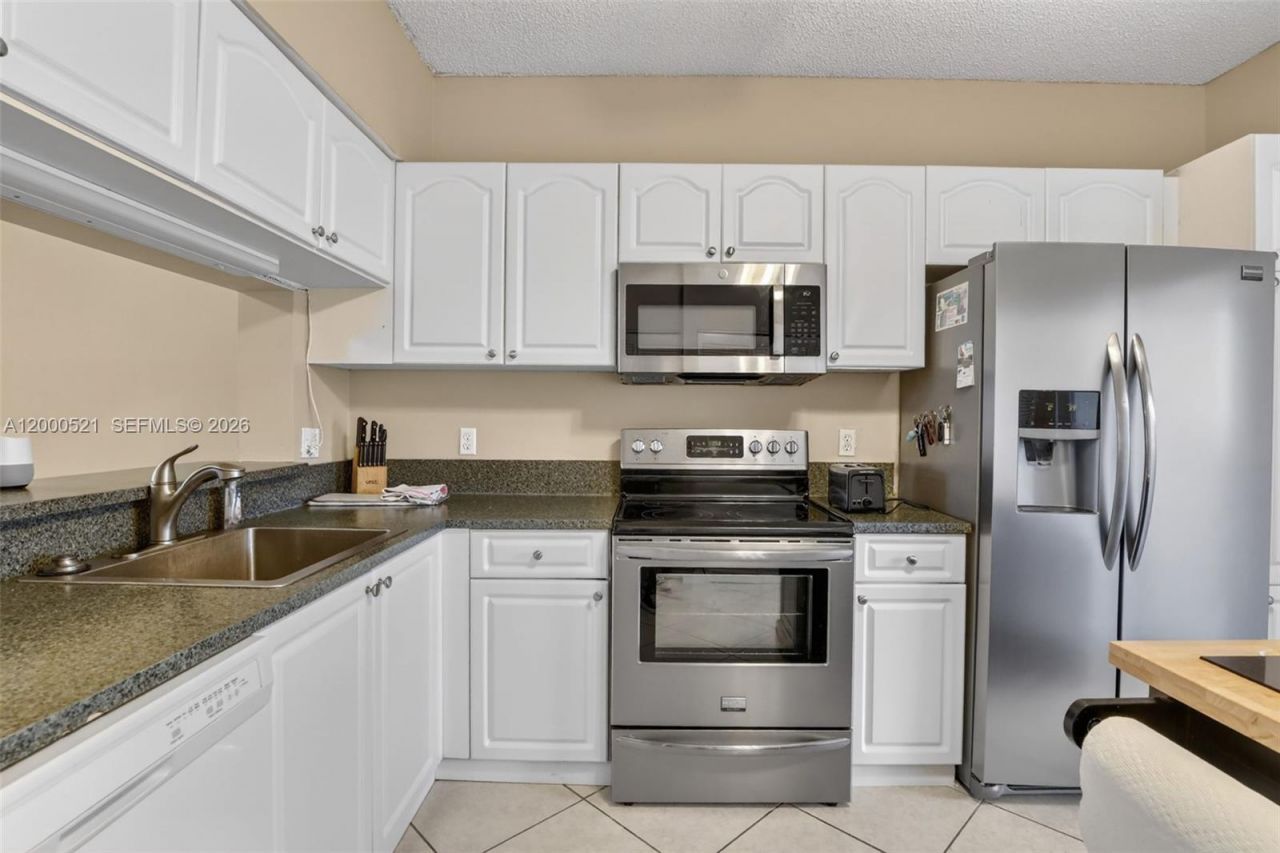 3100 SW 50th St , Dania Beach, FL 33312 Photo