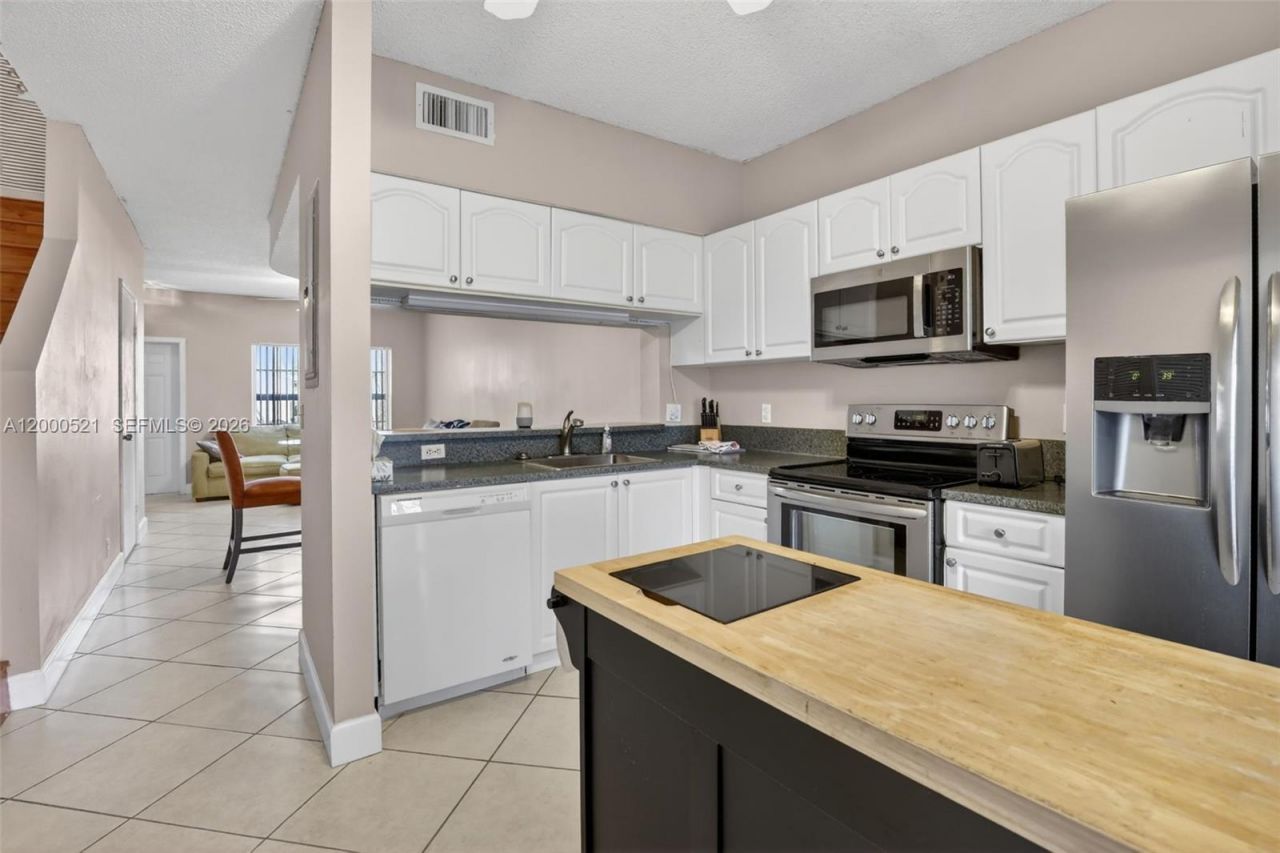 3100 SW 50th St , Dania Beach, FL 33312 Photo