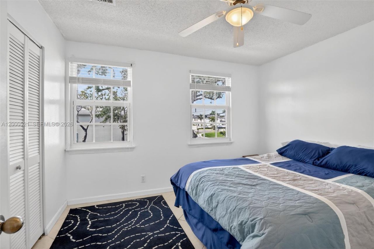 3100 SW 50th St , Dania Beach, FL 33312 Photo