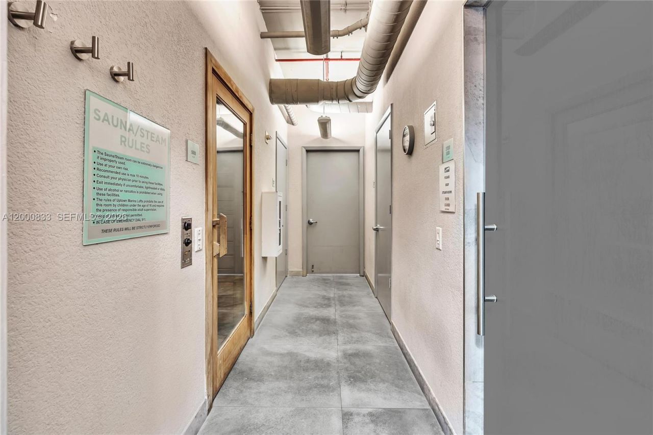 3029 NE 188th St , Unit 721, Aventura, FL 33180 Photo