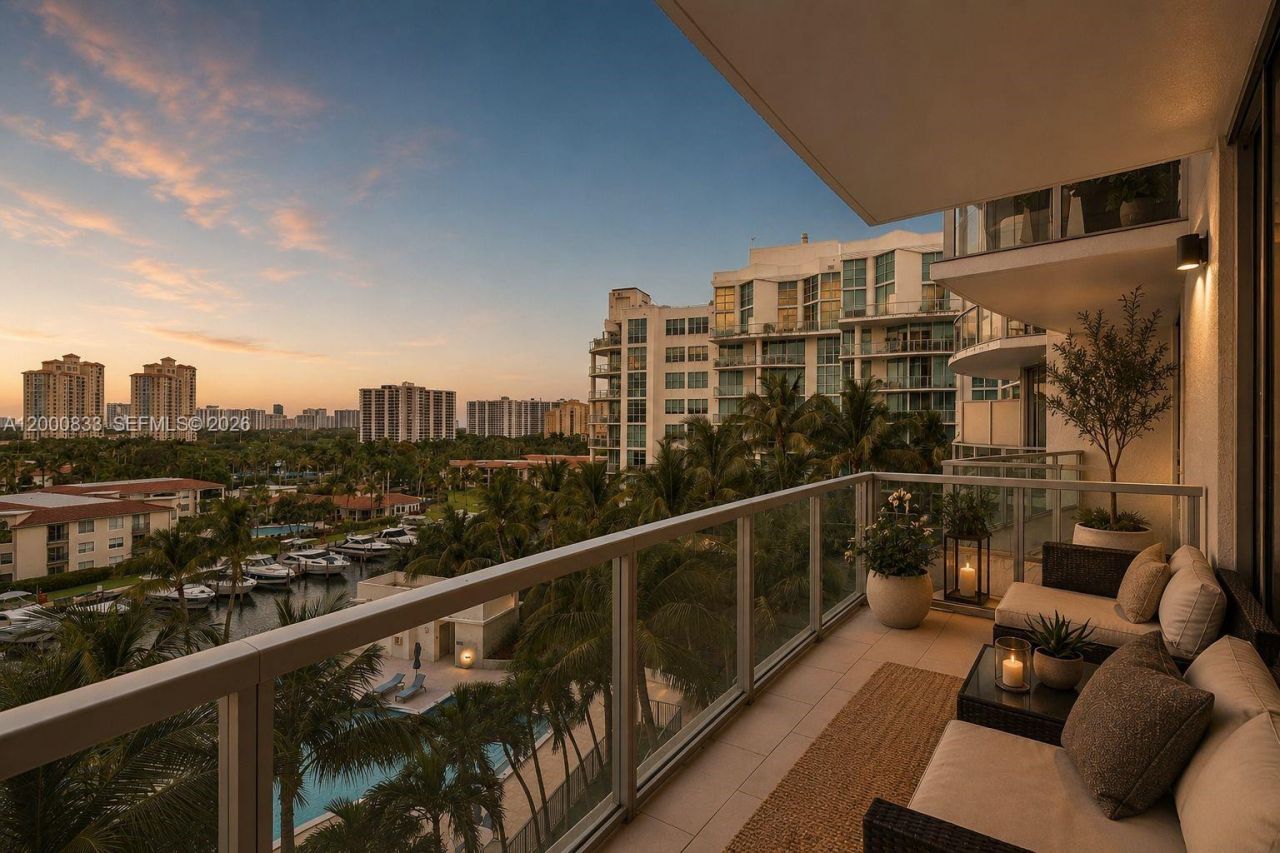 3029 NE 188th St, Unit 721, Aventura, FL 33180 Photo