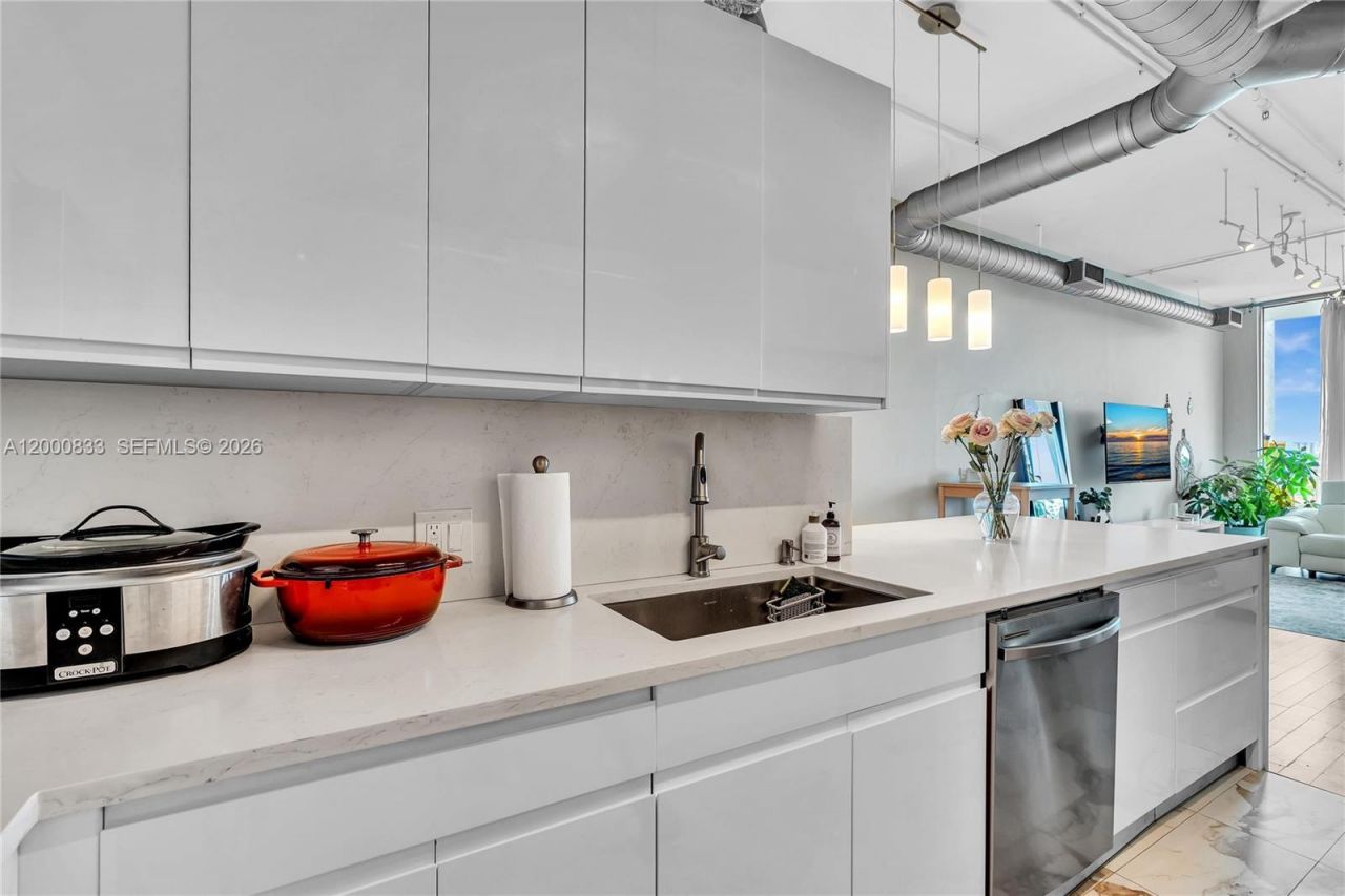 3029 NE 188th St , Unit 721, Aventura, FL 33180 Photo