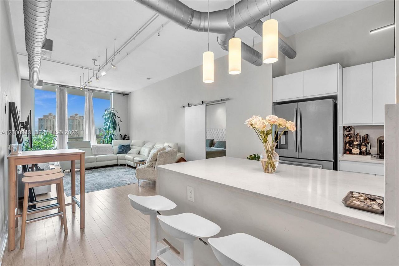 3029 NE 188th St , Unit 721, Aventura, FL 33180 Photo