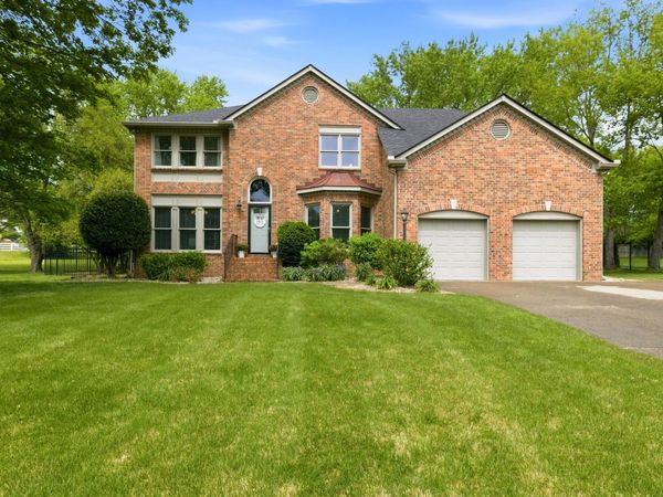 228 Greystone Dr, Franklin, TN 37069