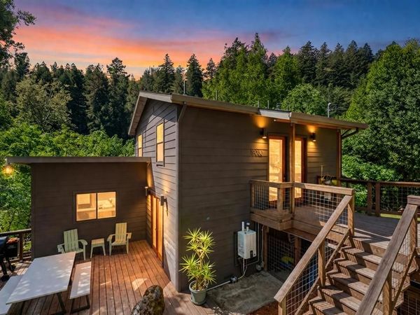 19060 Laurel Drive, Los Gatos, CA 95033