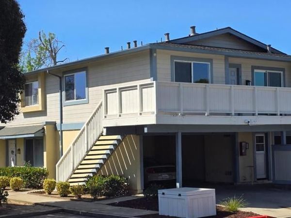 1797 Cherokee Drive, Unit 4, Salinas, CA 93906