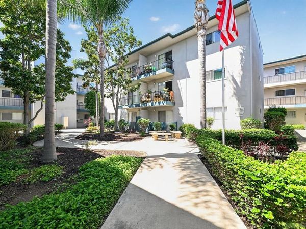 4875 Cole, Unit 61, San Diego, CA 92117