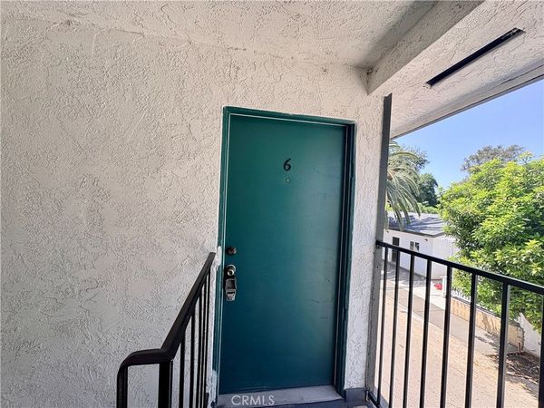 1452 3rd Street, Unit 6, La Verne, CA 91750