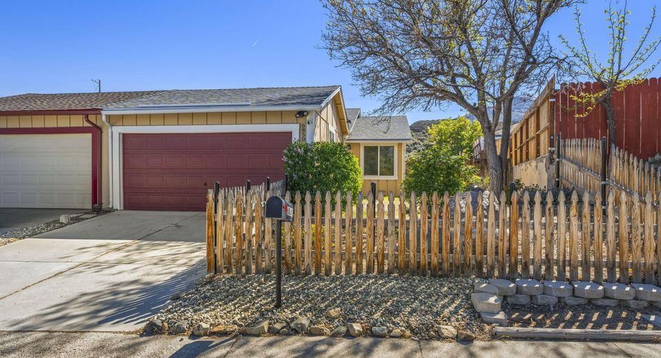 6850 Peppermint Drive, Reno, NV 89506 Photo