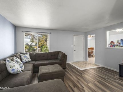 6850 Peppermint Drive, Reno, NV 89506 Photo