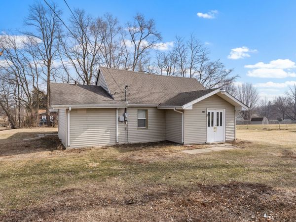 702 Cambridge Avenue , Rockford, IL 61102