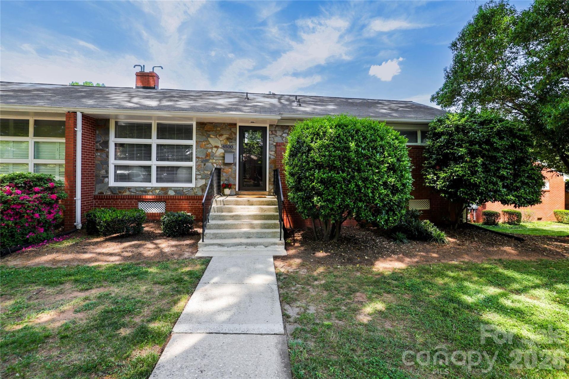 4500 Woodlark Lane , Charlotte, NC 28211 Main Photo